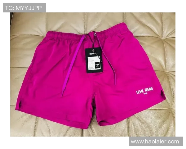 时尚与舒适兼具的男士泳装选择，打造夏日清爽与自信的完美体验